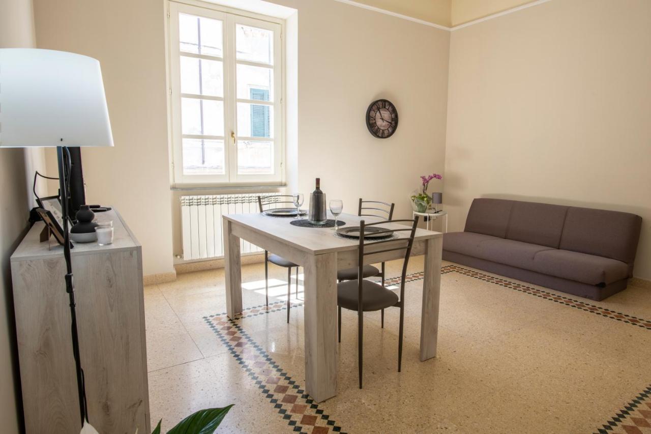 Corner Cavour Apartment Σάσαρι Εξωτερικό φωτογραφία